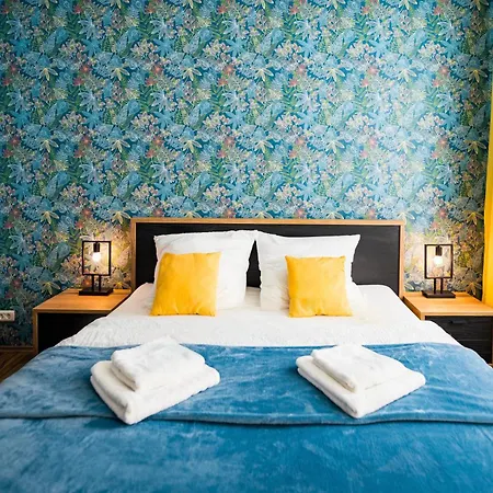 Schlossblick * 奎德林堡